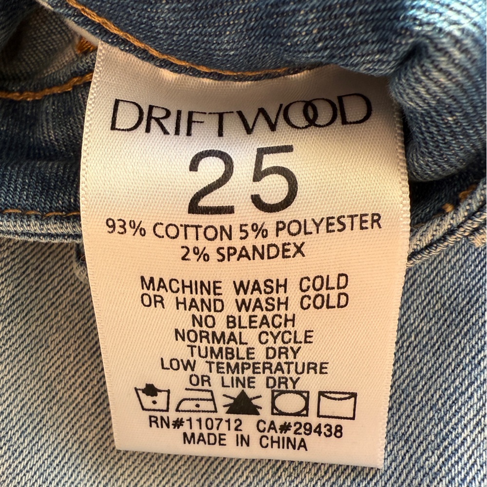 DRIFTWOOD Light Blue Cropped Jeans with Embroidery - Picture 4 of 8